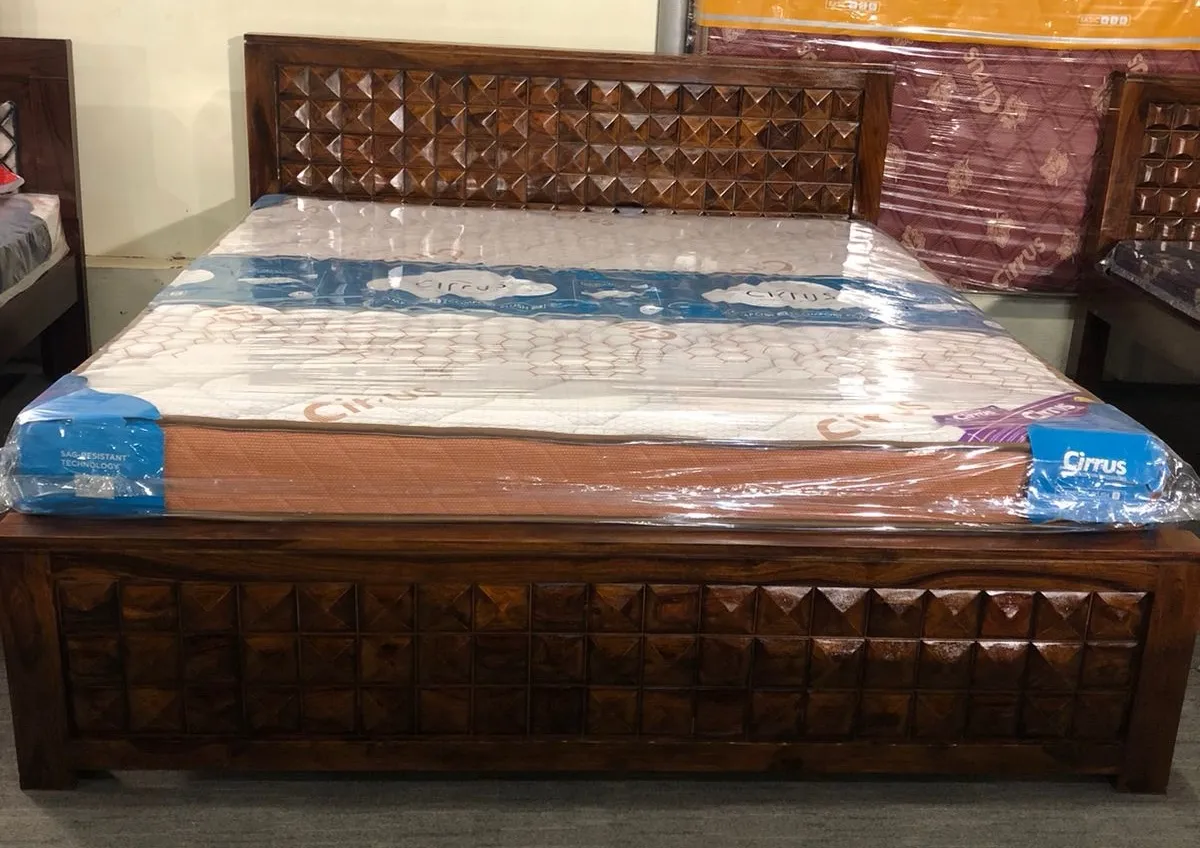 Sheesham Diamond Bed view 2