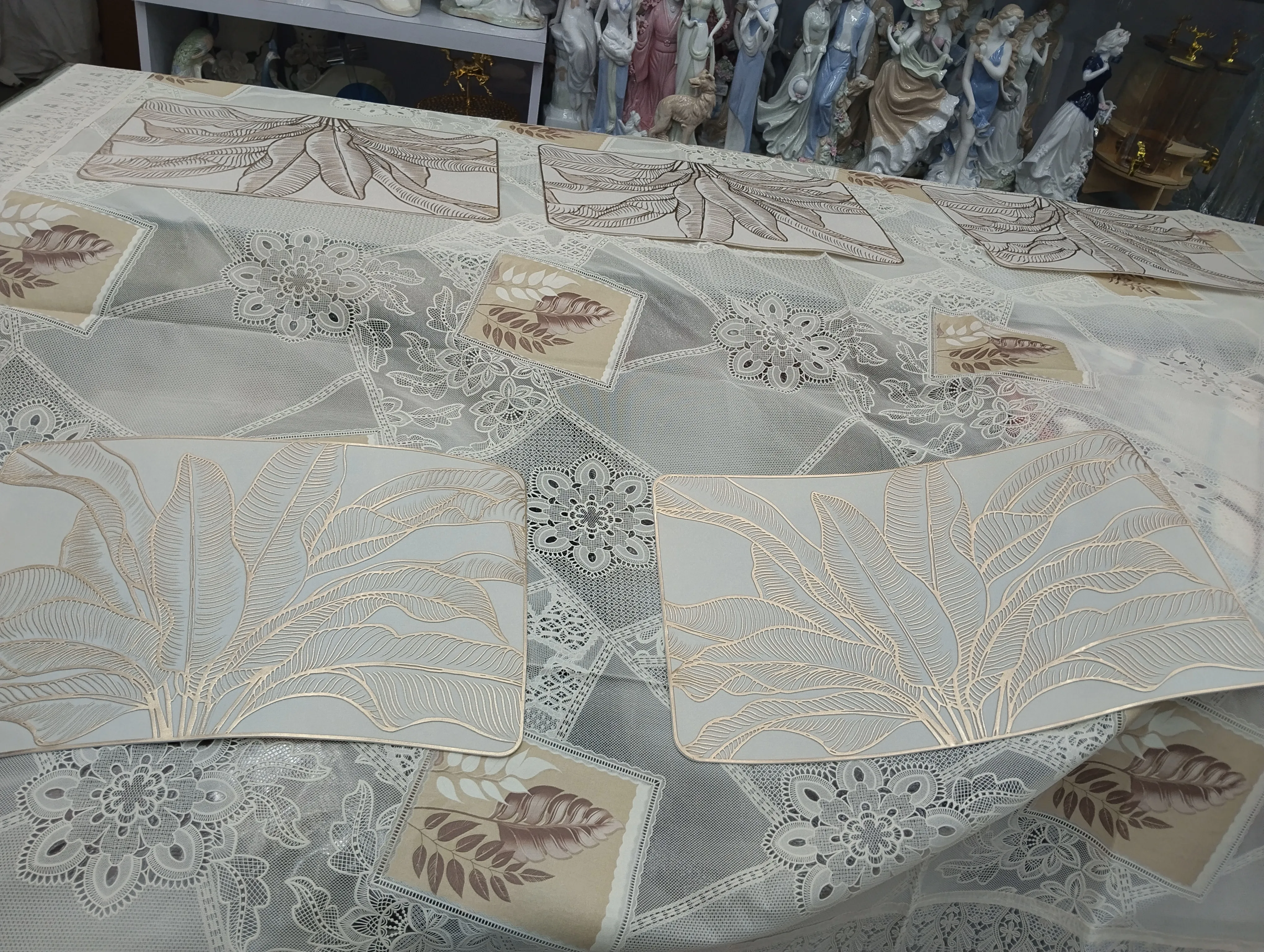Embroidered Table Linen Set view 2