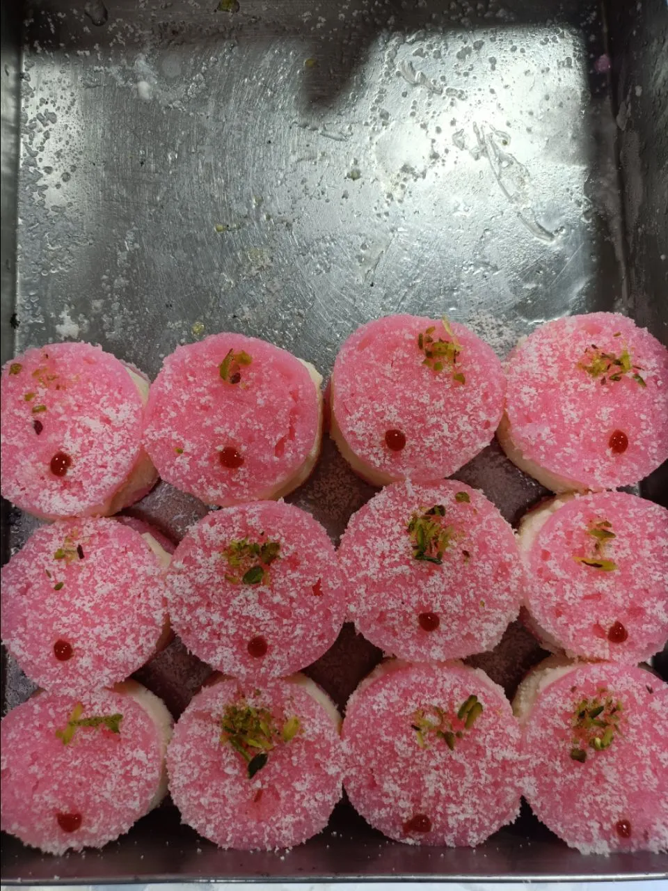 Pink Chamcham view 2
