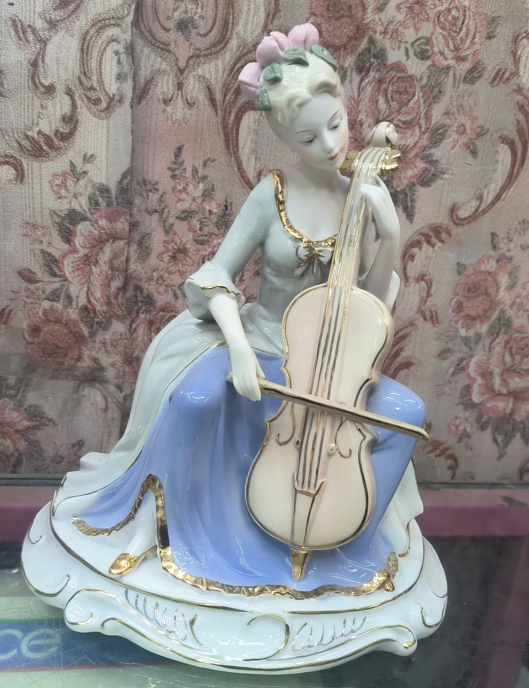 Porcelain Lady Musician Figurine view 2