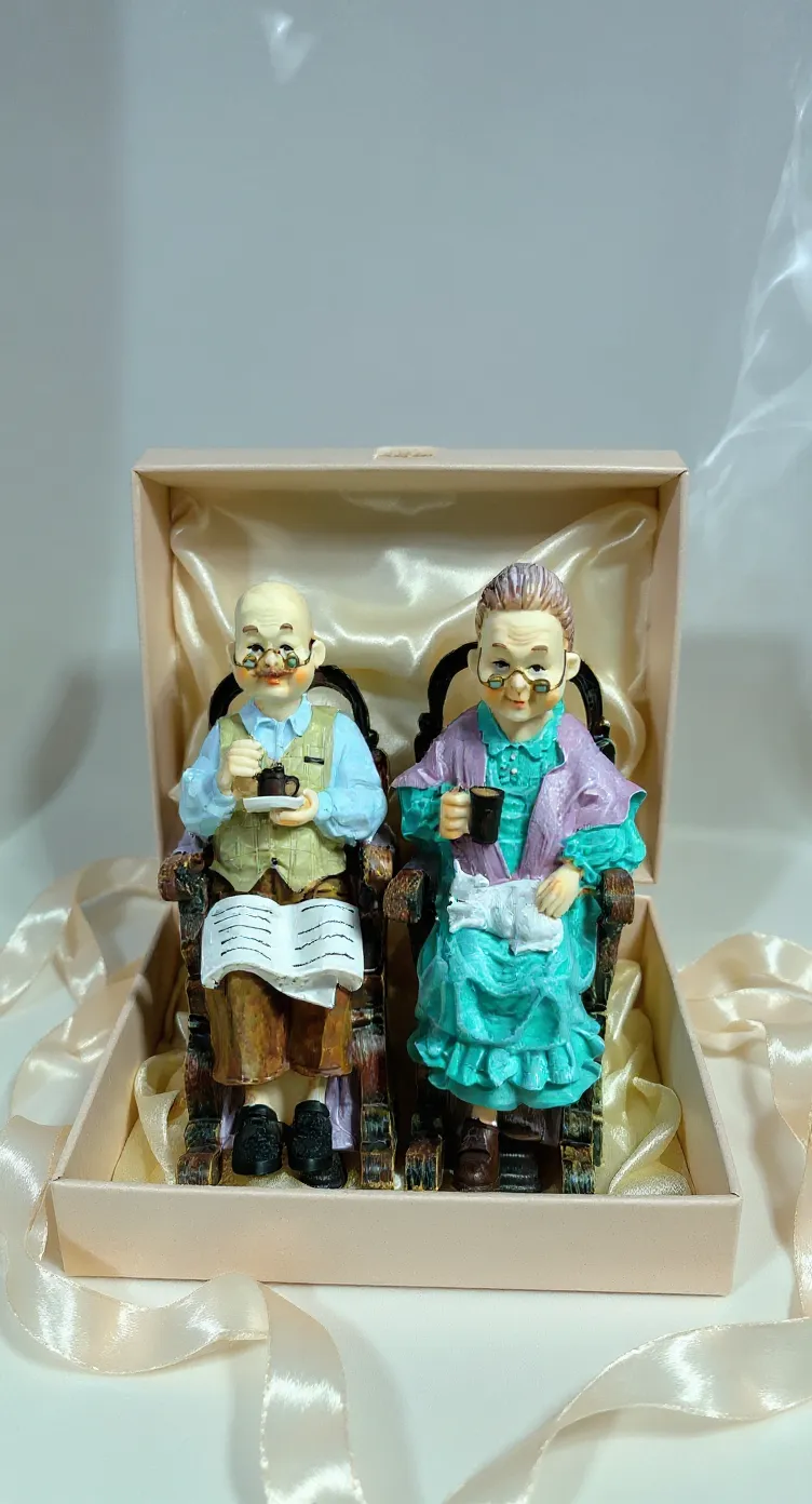 Porcelain Elderly Couple Figurines view 10