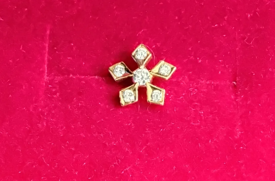 Diamond Nose Pin! view 2