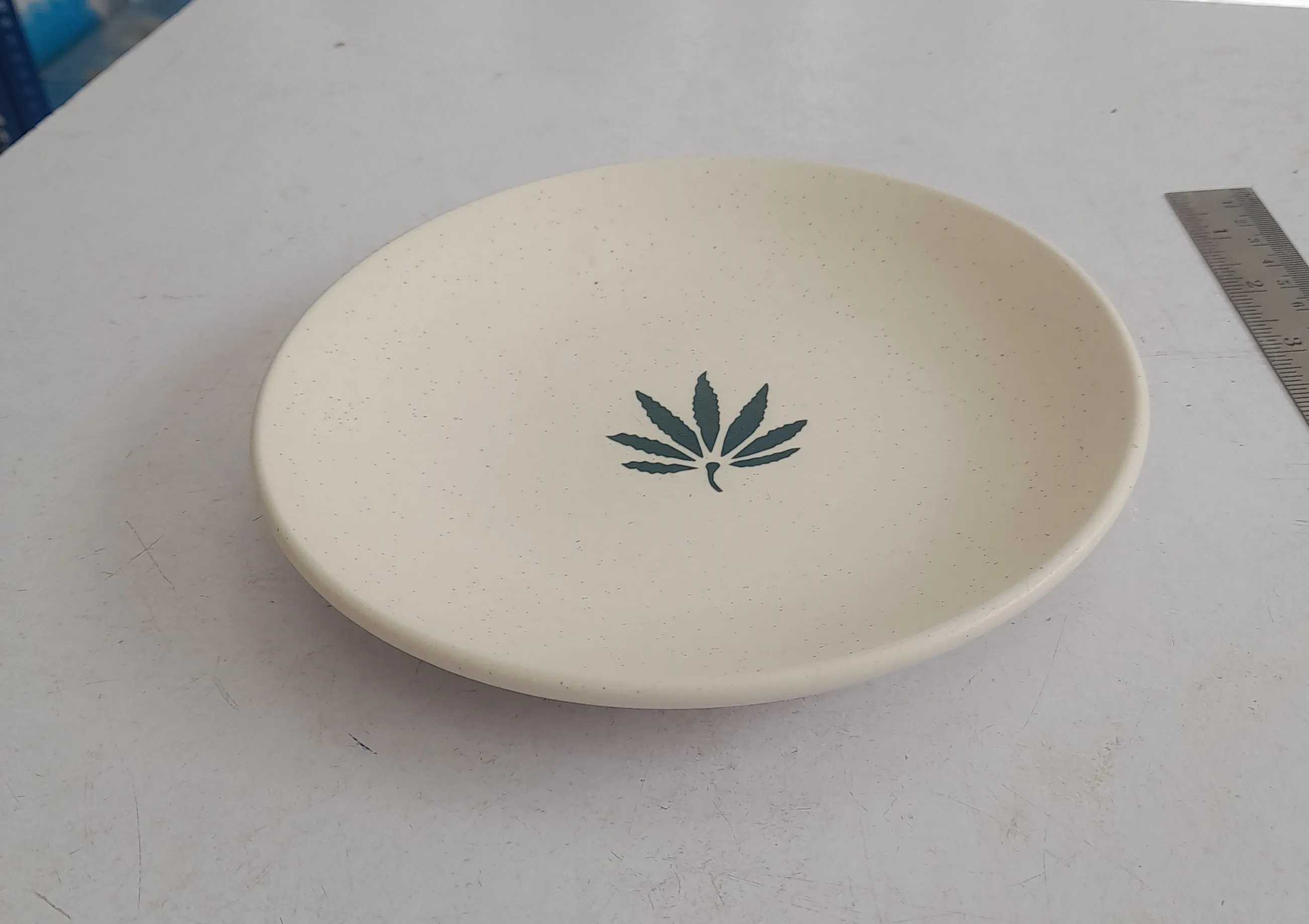Ceramic Plate with Leaf Motif Set Of 6 Nos, 7" view 2