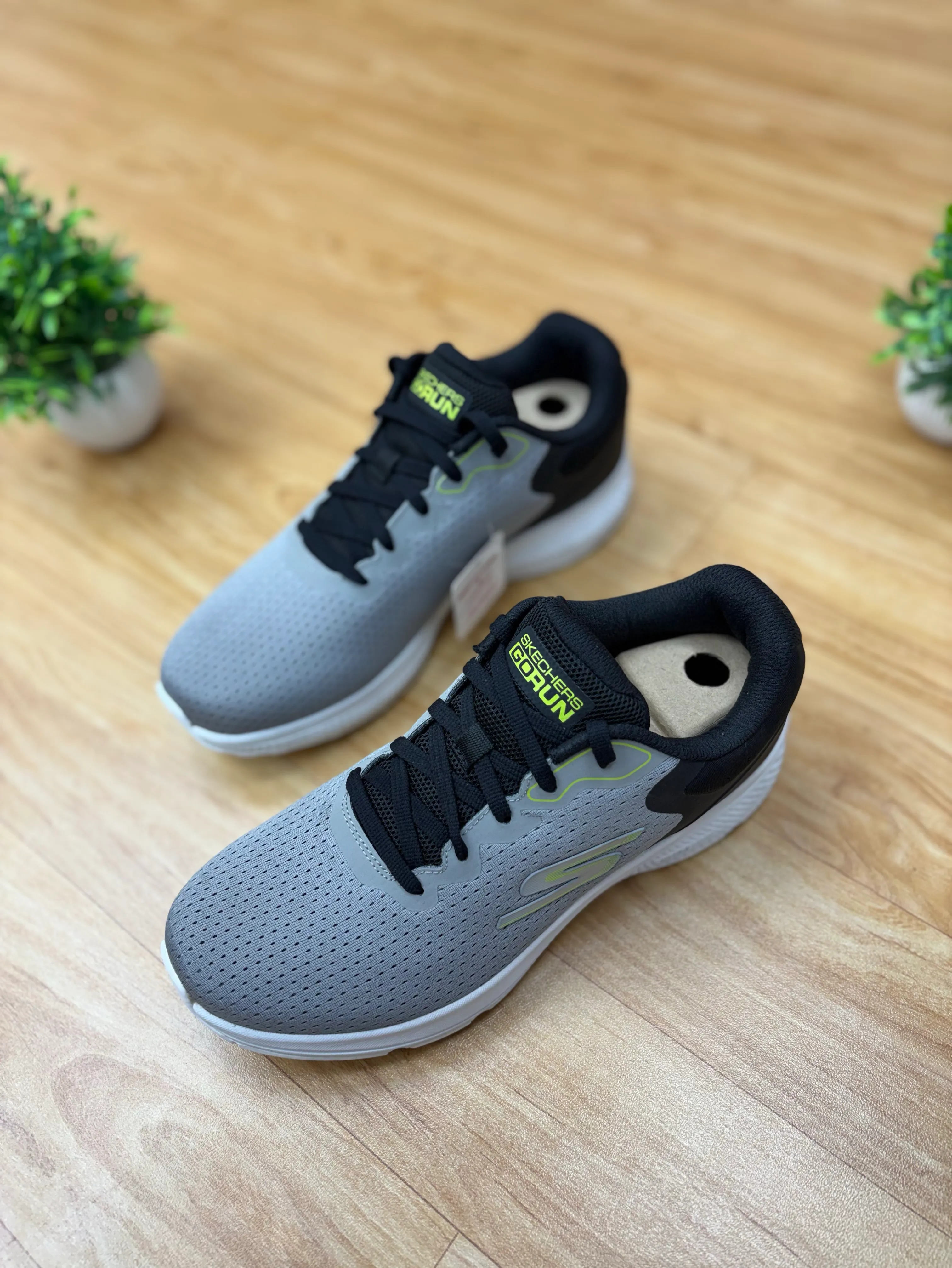 Skechers Go Run view 2