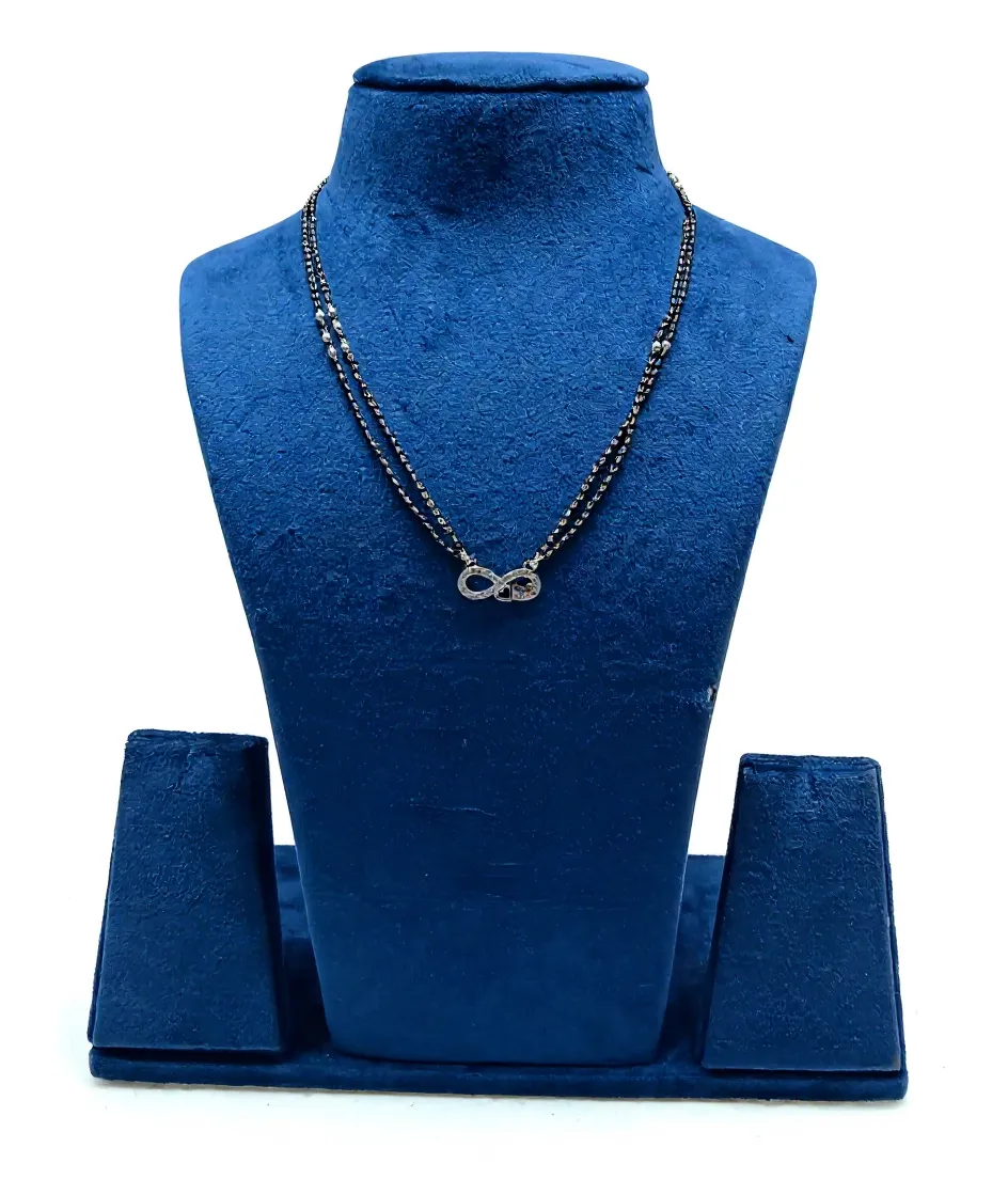 Mangalsutra Pendal Set view 2