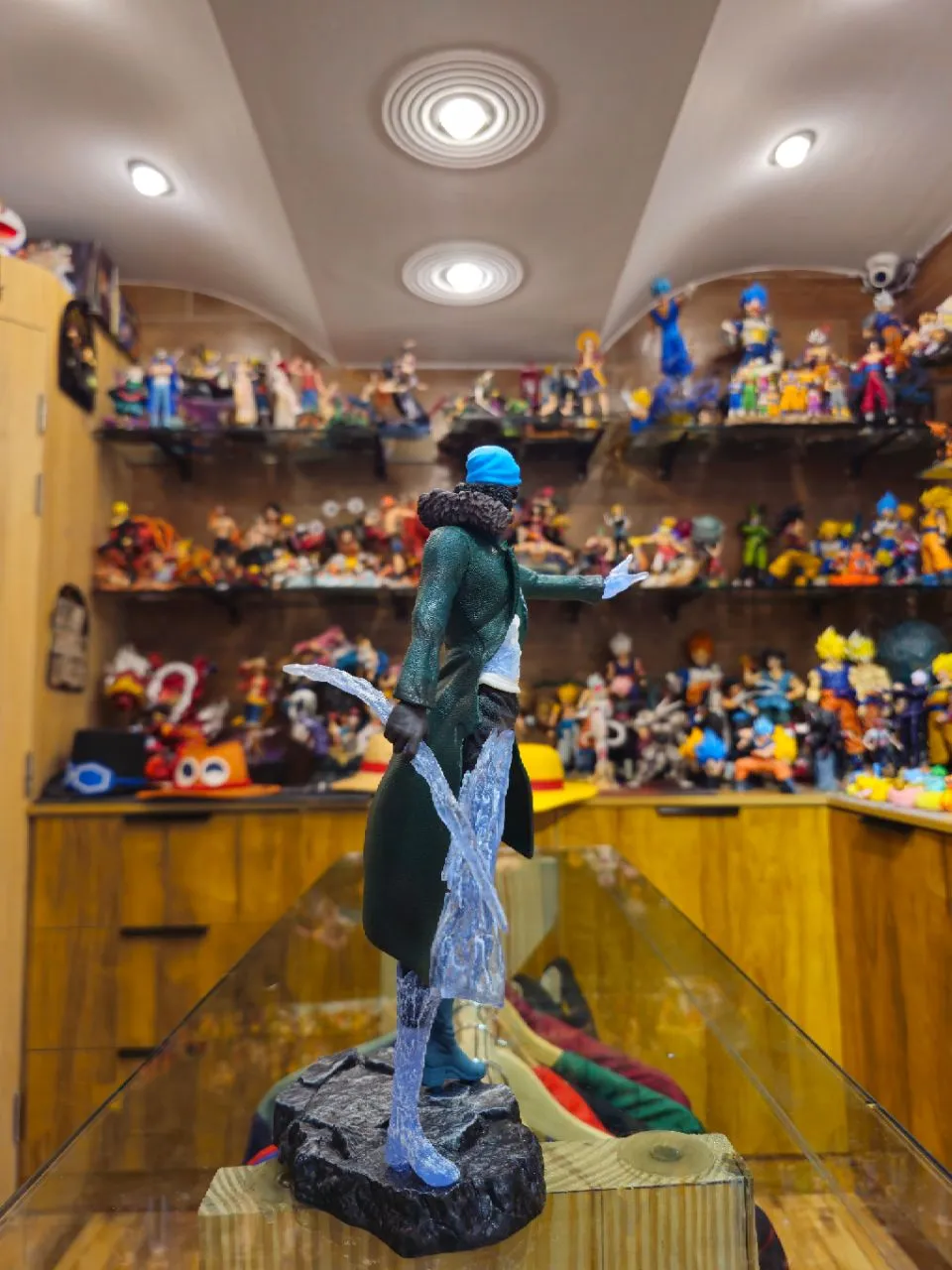 Kuzan (Aokiji) Figure – One Piece (Ice Admiral Ver.) view 2