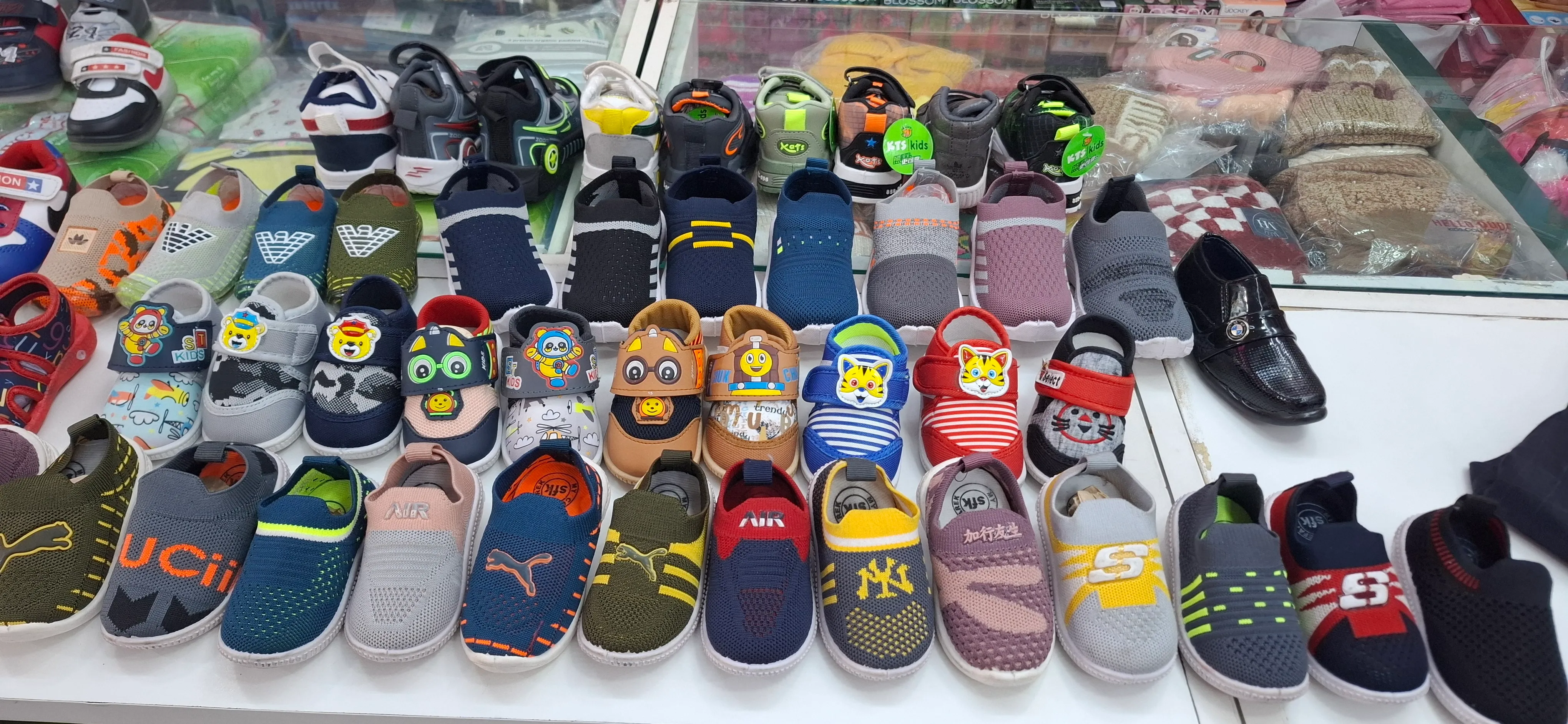 Kids Casual Shoes view 2
