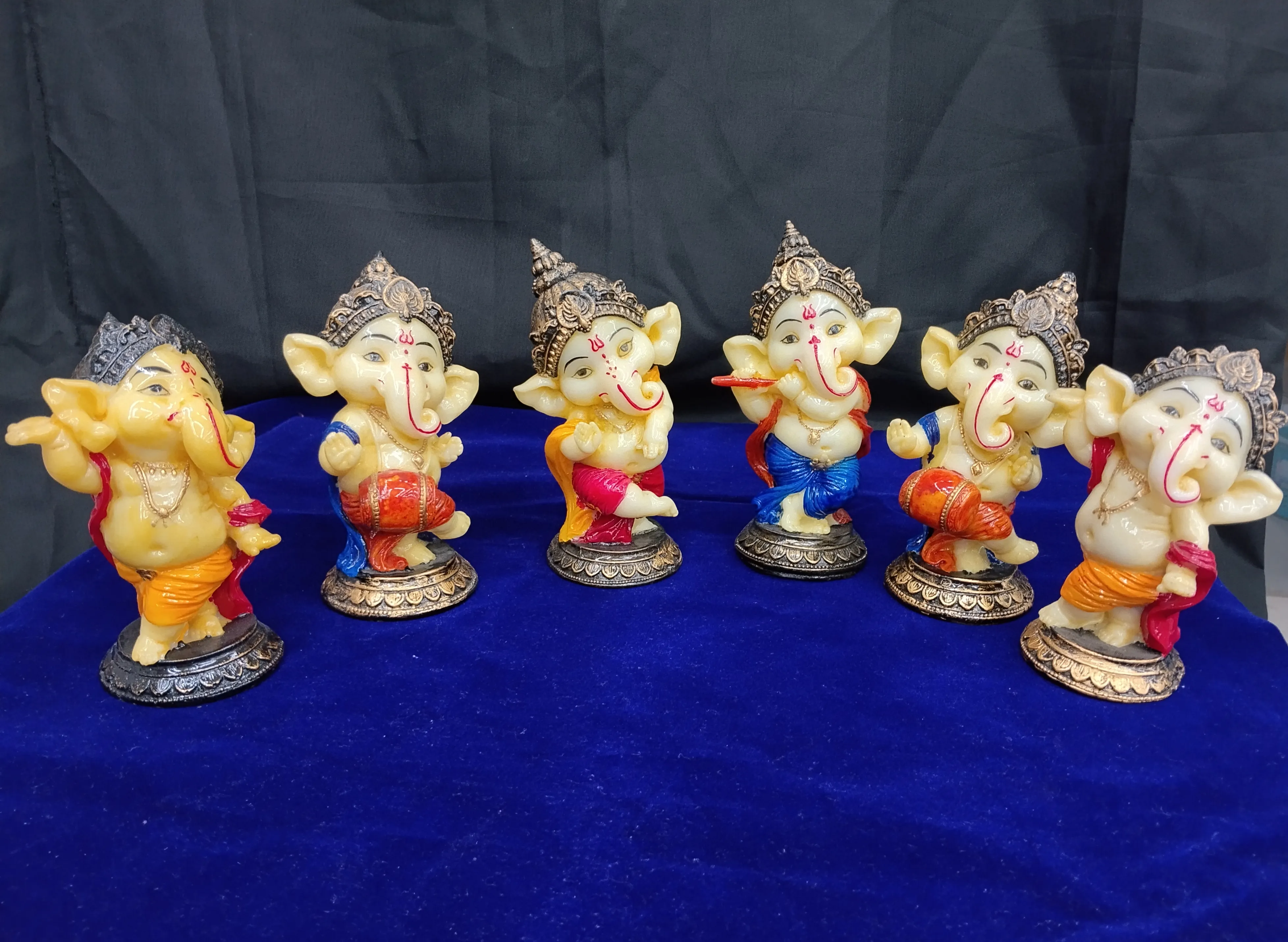 Ganesha Figurines Singing N Dancing view 2