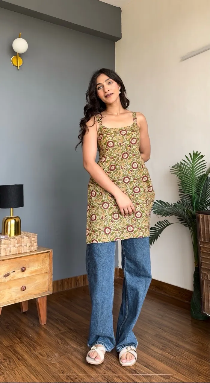 Green Floral Tie Up Kurti