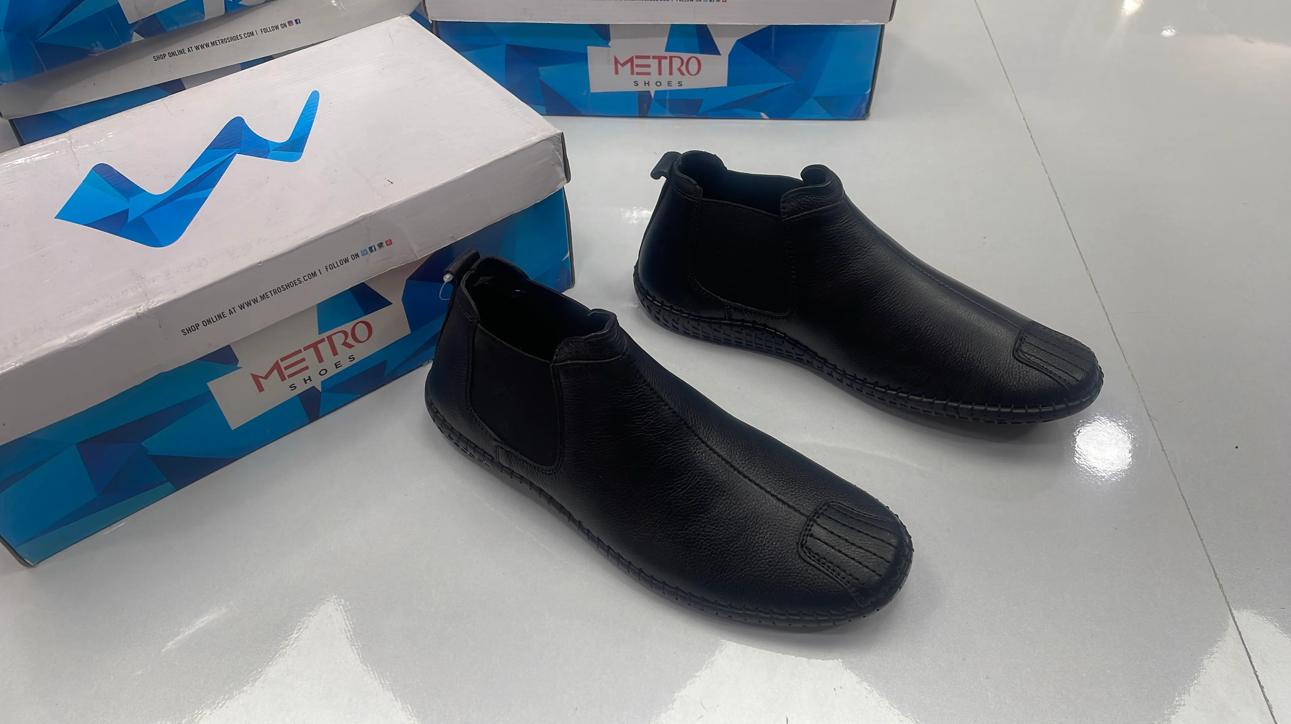 Metro Shoes Black Chelsea Boots view 3