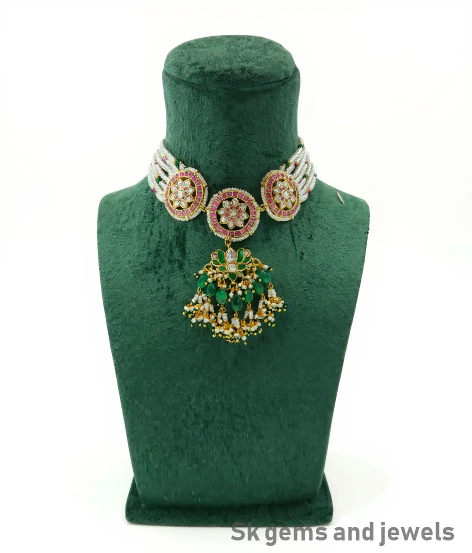 Traditional Kundan Necklace Set view 2