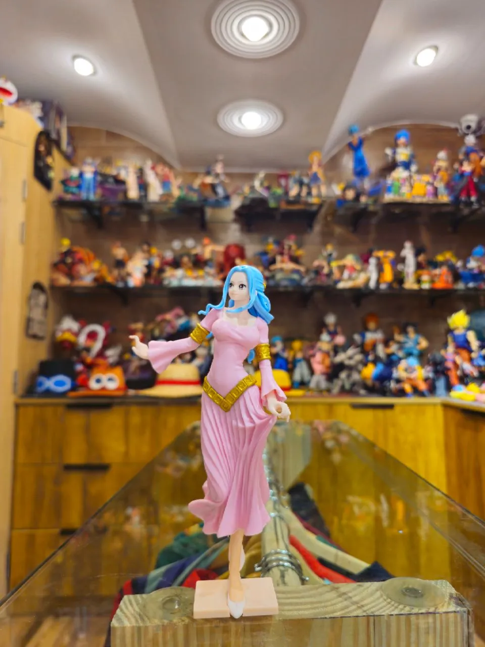Nefertari Vivi view 4